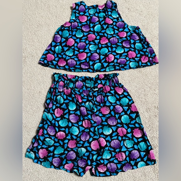 Girls 2 Piece Vintage Set- Top & Shorts - Picture 2 of 11